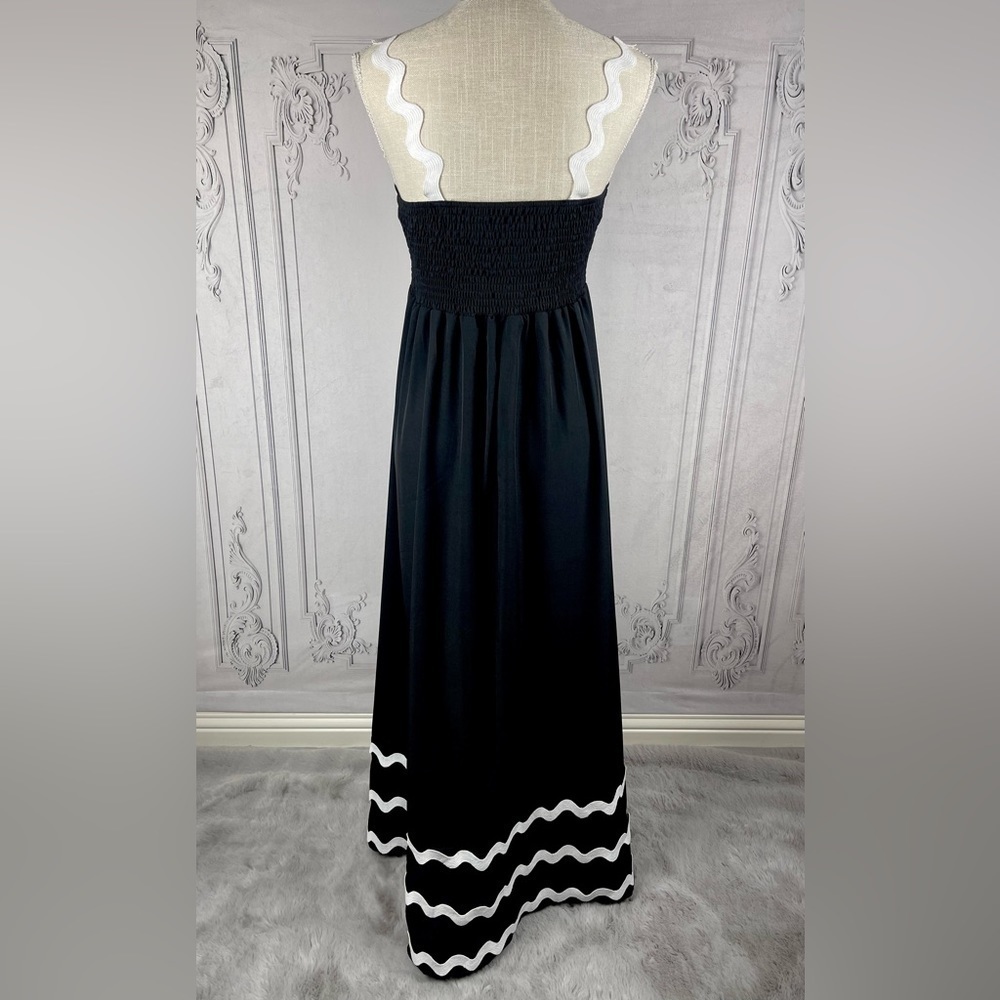 Classy Bohemian Black White Wavy Edge Sleeveless Long Maxi Dress - Picture 5 of 13